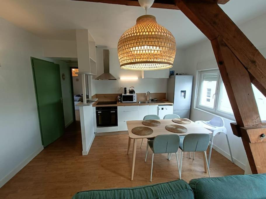 Le Cactus - Gare Leilighet Angers Eksteriør bilde